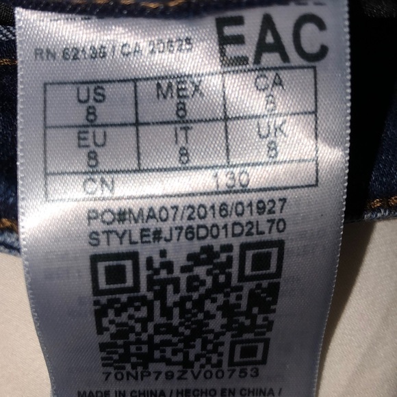 💕Jean Shorts💕 - Picture 3 of 4